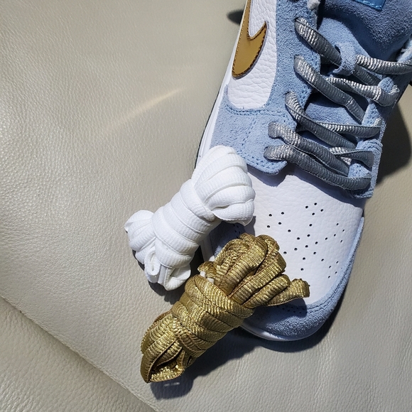I don\'t fit the shoes. Selling size 11\'s